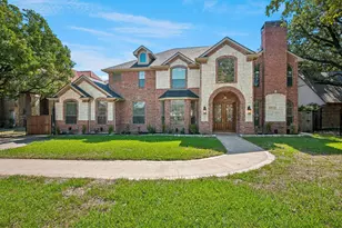 3848 W Pioneer Dr, Irving, TX 75061 - Photo 1
