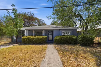 305 Miller Street, Bowie, TX 76230 - Photo 1