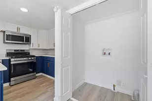 305 Miller St, Bowie, TX 76230 - Photo 19