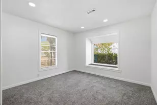 305 Miller St, Bowie, TX 76230 - Photo 25