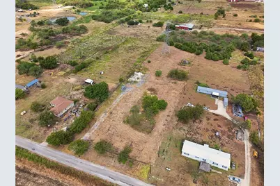 18525 County Road 620, Venus, TX 76084 - Photo 7