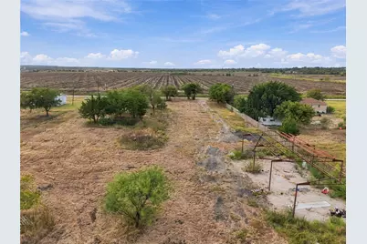 18525 County Road 620, Venus, TX 76084 - Photo 17