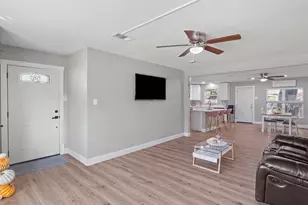9255 Palisade Dr, Dallas, TX 75217 - Photo 3