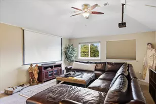 5840 Copper Canyon Dr, The Colony, TX 75056 - Photo 27