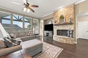317 Covington Ln, Ovilla, TX 75154 - Photo 9