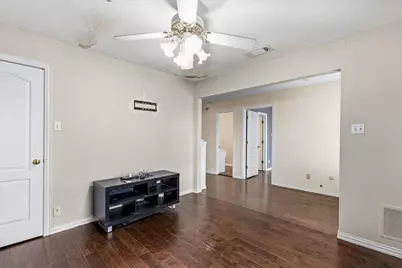 800 Crest Ridge Drive, Irving, TX 75061 - Photo 29
