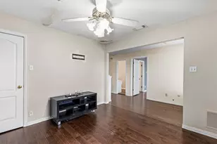 800 Crest Ridge Dr, Irving, TX 75061 - Photo 29