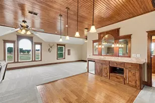 842 Cornstubble Ln, Weatherford, TX 76088 - Photo 21