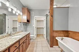 842 Cornstubble Ln, Weatherford, TX 76088 - Photo 11