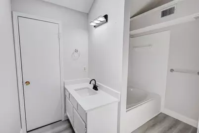 805 Brockden Drive, Mesquite, TX 75149 - Photo 7