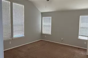 2013 Kingsbrook Trail, Fort Worth, TX 76120 - Photo 7