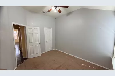 2013 Kingsbrook Trail, Fort Worth, TX 76120 - Photo 11