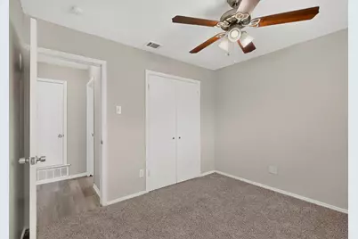 9839 Glengreen Drive, Dallas, TX 75217 - Photo 23