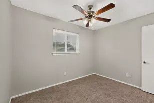 9839 Glengreen Dr, Dallas, TX 75217 - Photo 21