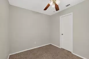 9839 Glengreen Dr, Dallas, TX 75217 - Photo 29