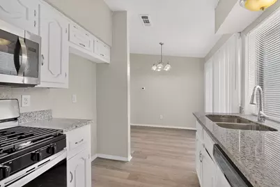 9839 Glengreen Drive, Dallas, TX 75217 - Photo 17