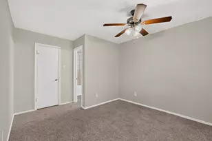 9839 Glengreen Dr, Dallas, TX 75217 - Photo 33