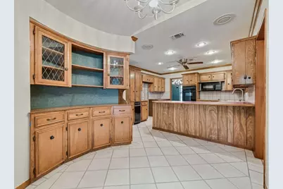 714 W Lamberth Road, Sherman, TX 75092 - Photo 9