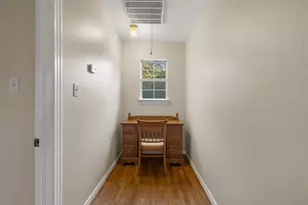 8919 Redondo Dr, Dallas, TX 75218 - Photo 23