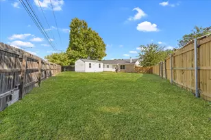 403 Plantation Dr, Arlington, TX 76014 - Photo 17