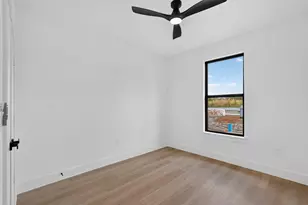 1664 W Wintergreen Rd, Lancaster, TX 75134 - Photo 19