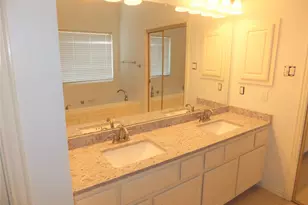 2641 Shadow Hill Ln, Plano, TX 75093 - Photo 7