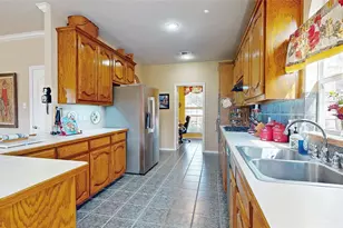 2316 Cherry Sage Dr, Arlington, TX 76001 - Photo 7
