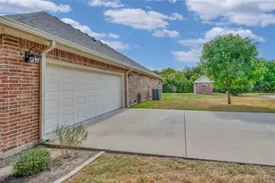 2610 Oak Ridge, Clifton, TX 76634 - Photo 35