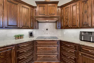 2610 Oak Ridge, Clifton, TX 76634 - Photo 13