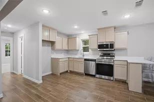 4302 Roberts St, Greenville, TX 75401 - Photo 5