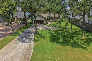 1011 Kiowa Dr W, Lake Kiowa, TX 76240 - Photo 3