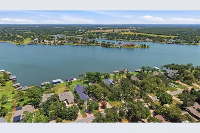 1011 Kiowa Drive W, Lake Kiowa, TX 76240 - Photo 5