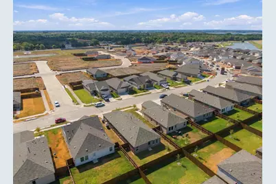 2052 Shady Oaks Drive, Ennis, TX 75119 - Photo 39