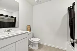 2052 Shady Oaks Dr, Ennis, TX 75119 - Photo 25
