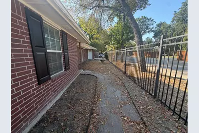 121 N 24th Street #1, Corsicana, TX 75110 - Photo 3