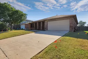 1015 Richmond Ln, Forney, TX 75126 - Photo 3