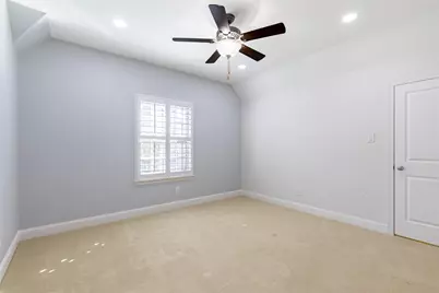 2209 Longwood Drive, Carrollton, TX 75010 - Photo 33