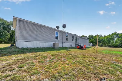 913 County Road 4232, Bonham, TX 75418 - Photo 27