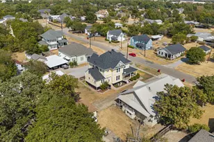 905 8th St, Honey Grove, TX 75446 - Photo 37