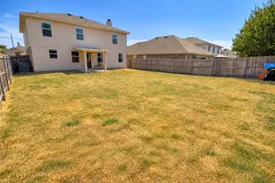 1312 Gayle St, Burleson, TX 76028 - Photo 35