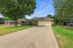 120 Country Dr, Waxahachie, TX 75165 - Photo 3