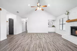 6836 Megan Ln, North Richland Hills, TX 76182 - Photo 7