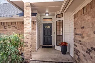 6836 Megan Ln, North Richland Hills, TX 76182 - Photo 3
