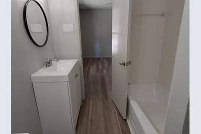 1611 Cindy Court, Arlington, TX 76012 - Photo 15