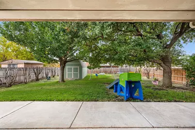 725 Big Willow Drive, Saginaw, TX 76179 - Photo 31