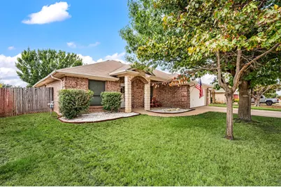 725 Big Willow Drive, Saginaw, TX 76179 - Photo 39