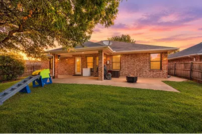 725 Big Willow Drive, Saginaw, TX 76179 - Photo 37
