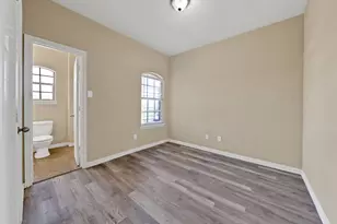 209 Wooded Glen Ct, Arlington, TX 76013 - Photo 21