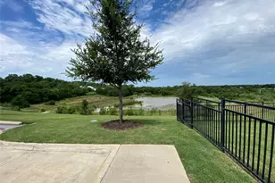 217 Bearman Dr, Fort Worth, TX 76120 - Photo 27