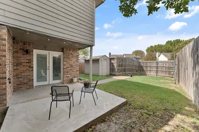 831 Valleybrooke Drive, Arlington, TX 76001 - Photo 29